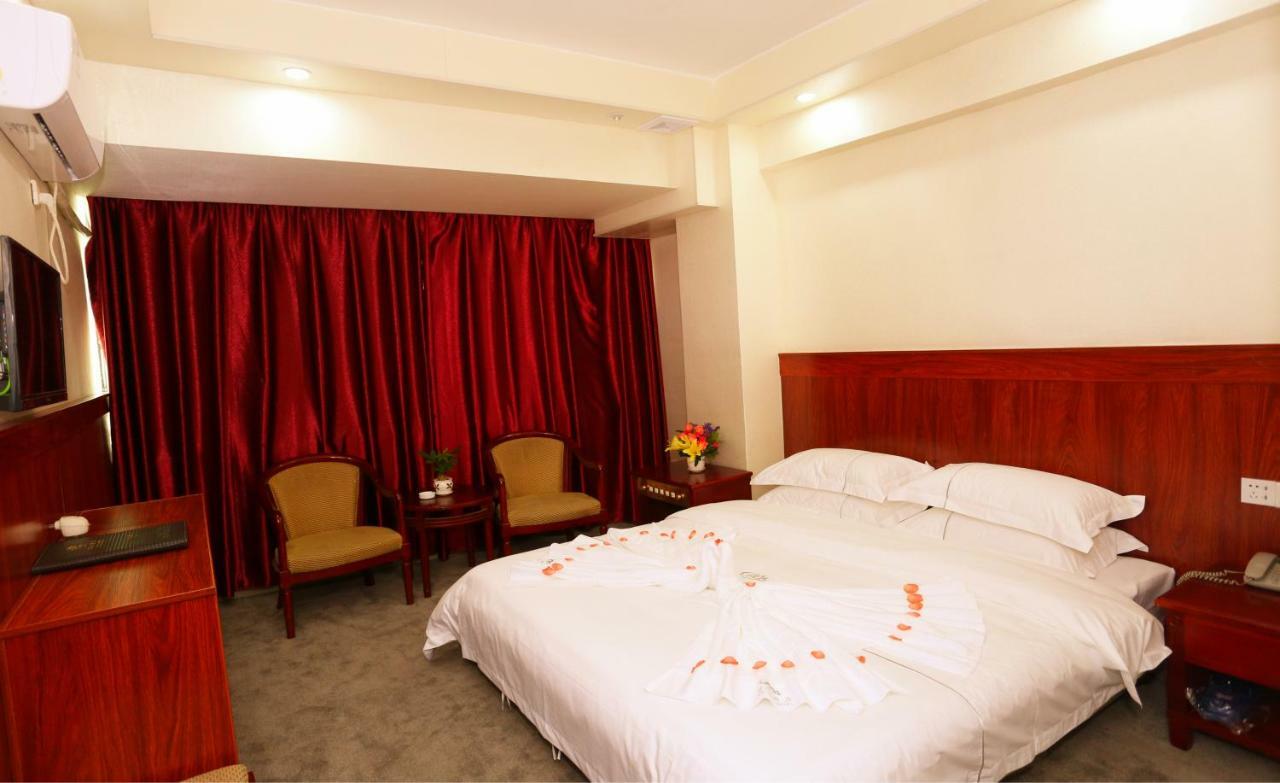 Guangzhou Junshan Hotel - Shuttle Bus For Canton Fair Esterno foto